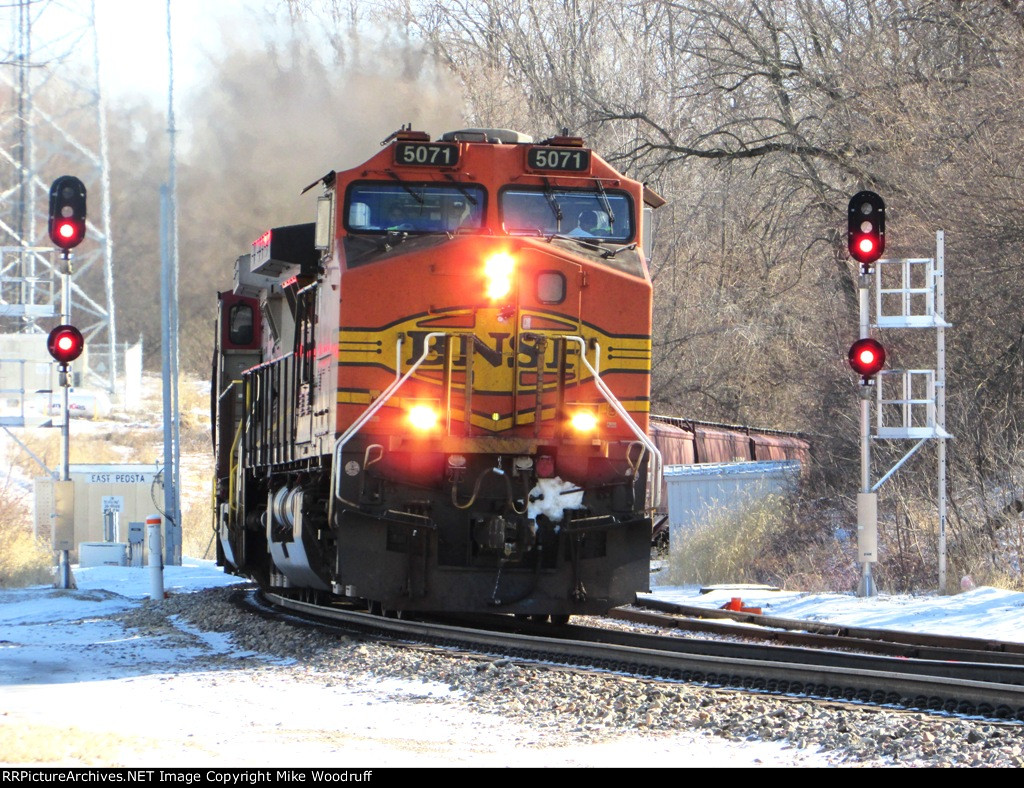 BNSF 5071